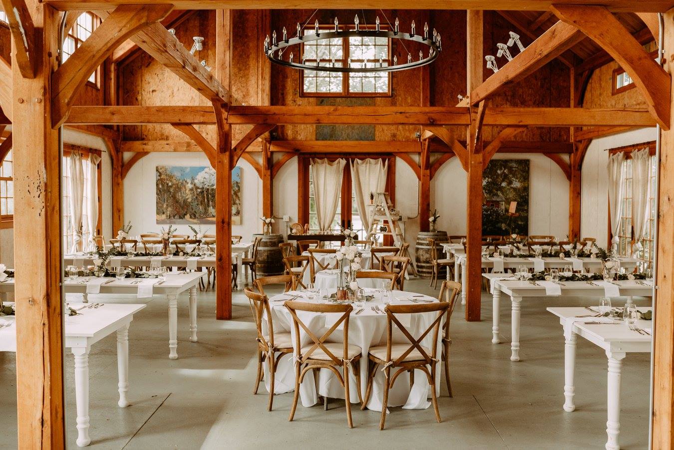 Wedding table setting | Photo By Darian