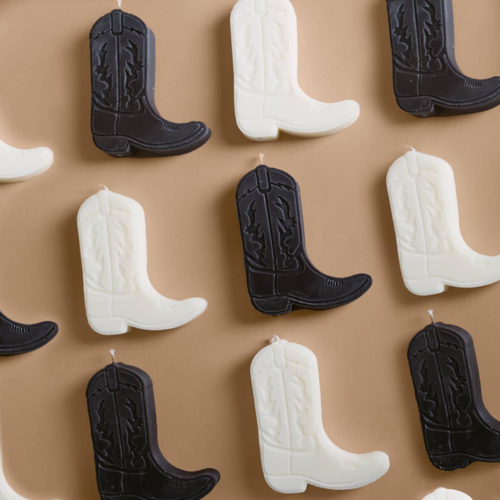 Nashville cowboy boot shape candle: Bone