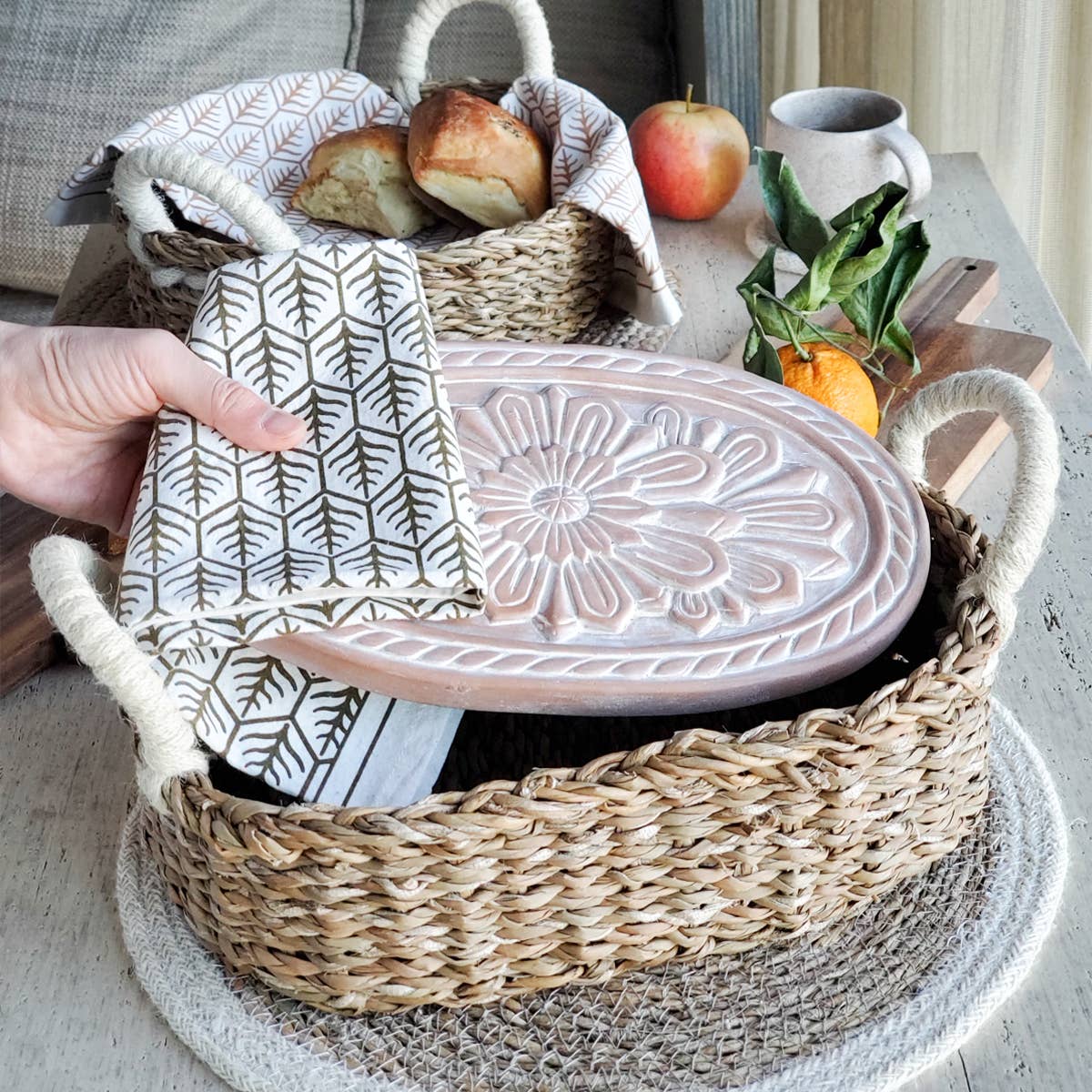 Handmade Bread Warmer & Wicker Basket - Flower